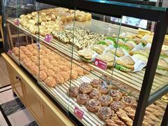 面包甜点陈列柜-味多美(民星路店)