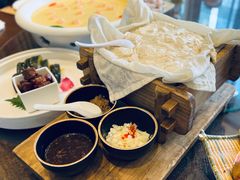 -唐山宴百姓府邸院落中餐