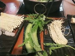 -呷哺呷哺(星光天地店)