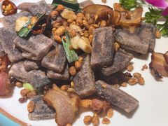 -亮欢寨酸汤鱼(沙冲路店)