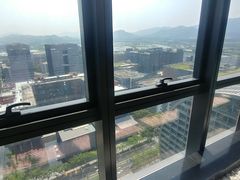 -长富金茂大厦