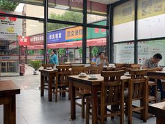 大堂-牛八宝桂林米粉(八里庄店)