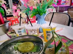 -刘姐啤酒鱼民族演艺餐厅(西街总店)