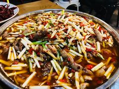 -邱金小炒·30 年盐帮江湖菜(自贡店)