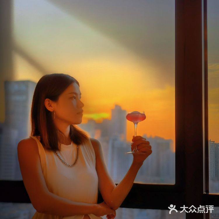 广州空中观景餐厅｜喝下午茶☕️欣赏浪漫夕阳