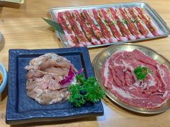 -汉城烤肉·黑金冠(华山路店)