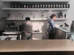 -UNI UNI(环亚凯瑟琳店)