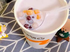 鲜芋芋圆牛奶-CoCo都可(昆百大店)