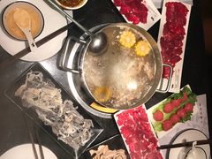 -牛事制造局牛肉火锅(莲岳路店)