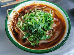 -咏勝锑锅麻辣烫(净居寺路总店)