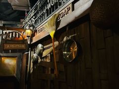 -暴风岛沉浸式体验馆(百联世纪店)