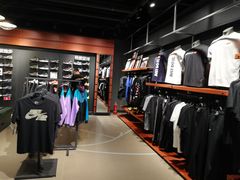 -耐克(恒隆广场店)