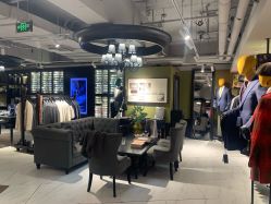 -BRANS PORO布朗斯伯勒西装高级定制·瑞璞西装(金陵店)