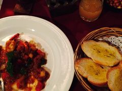 -DiAtas by Art Cafe Bumbu Bali