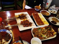 -老何太太鹤岗小串·团建聚餐(龙华店)