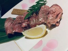 -山川小町·极番烧肉(新地假日广场店)