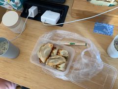 -黄阿姨锅贴大王(万航渡路店)