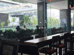 靠窗位-星巴克臻选(深圳皇庭广场分店)