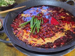 -黄潇洒老火锅(九眼桥宏济巷店)
