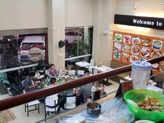 -覃记海鲜美食餐厅