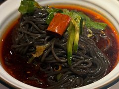 -鸣记脆皮烤鱼·海鲜烤鱼(三八广场店)