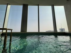 -成都华尔道夫酒店游泳池