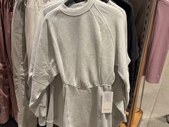 -lululemon(比斯特购物村店)