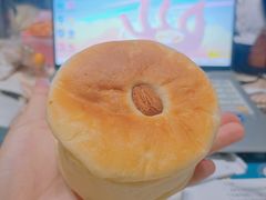 -雀食面包店(钟楼店)