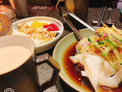 米釀鲜果酸奶-丝路金桃·新疆菜(徐汇店)