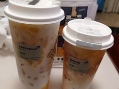 -喜茶(杭州滨江宝龙店)