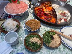-鸿姐老火锅(花园路店)