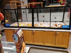面包甜点陈列柜-大苹果面包生日蛋糕(明珠店)