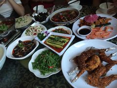 -月圆霖特色农家乐
