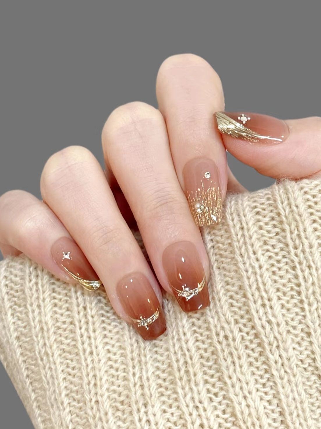 璀璨金边美甲来袭!