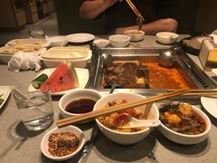 -海底捞火锅(新松江路店)