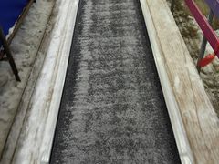 -乔波室内滑雪场