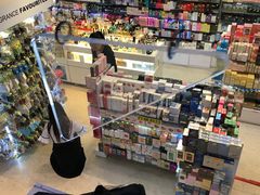 -裕华国货(牛车水总店)