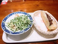 -小彭驴肉火烧(安贞店)