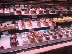 -巴黎贝甜(大宁国际商业广场店)