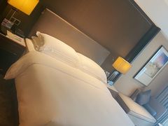 -中山利和希尔顿酒店