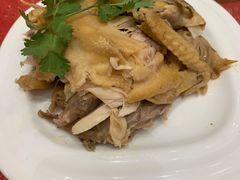 招牌手撕盐焗鸡-金苑酒家·客家菜·广东老字号(万象店)
