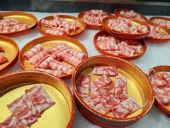 -金马门国际美食百汇(珞喻路店)