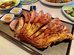 蒙香特色烤羊排-静之湖湖畔餐厅