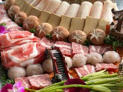 -慢丽江·云南野生菌土鸡锅(西山店)