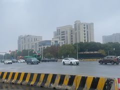 -康新公路(地铁站)