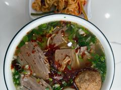 -伊穆祥牛肉面总店·清真