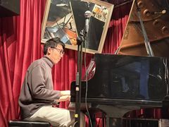 -东岸Cafe 爵士俱乐部