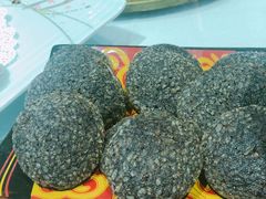 彝家血肠-阿斯牛牛十二餐厅•四季餐厅(民族大道店)