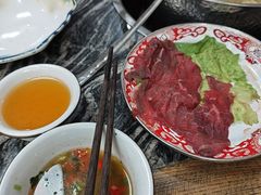 -乳仔牛牦牛汤锅 烤羊排(松潘古城店)