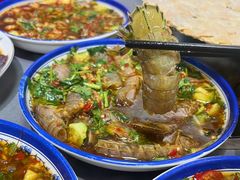 -官塘陈记鱼生·潮汕砂锅粥·牛肉火锅(潮枫路总店)